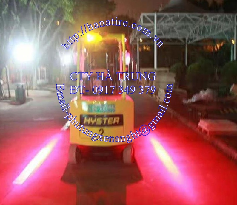 den chieu vach an toan xe nang hyster