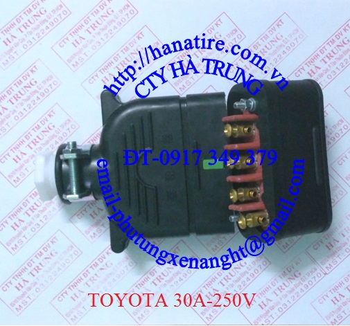 giac cam sac acquy xe nang toyota