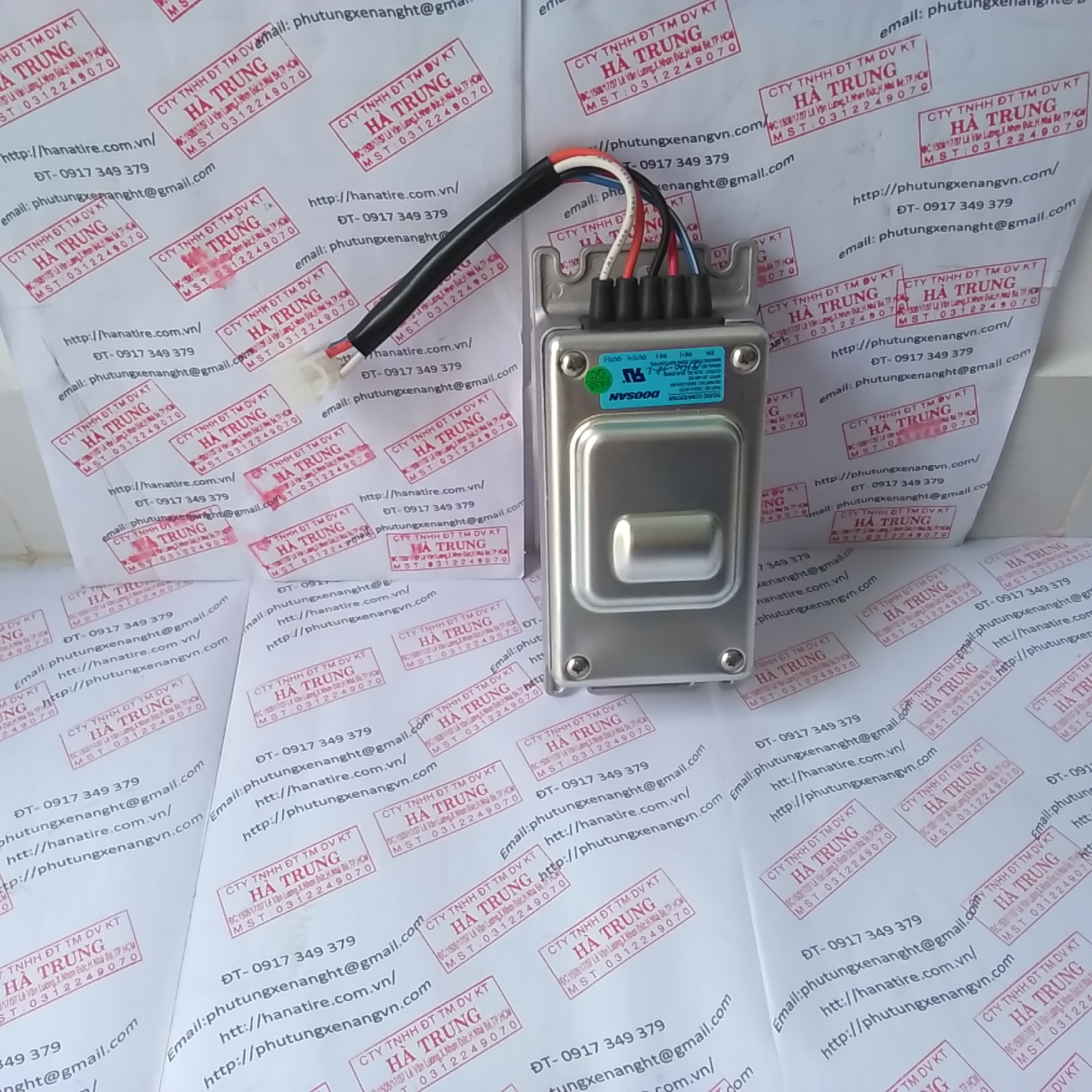 Doosan B15T-7- Bộ Chuyển Đổi Dòng Điện