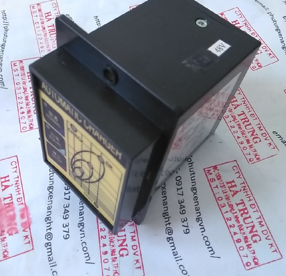 Board Sac Acquy Xe Nang KOMATSU- Charger MI-CON