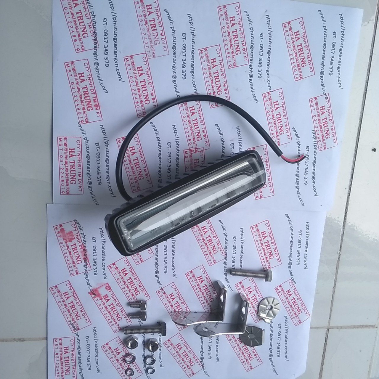 Đèn Chiếu Kẻ Vạch- Màu Xanh, Màu Đỏ- Phụ Tùng Xe Nâng
