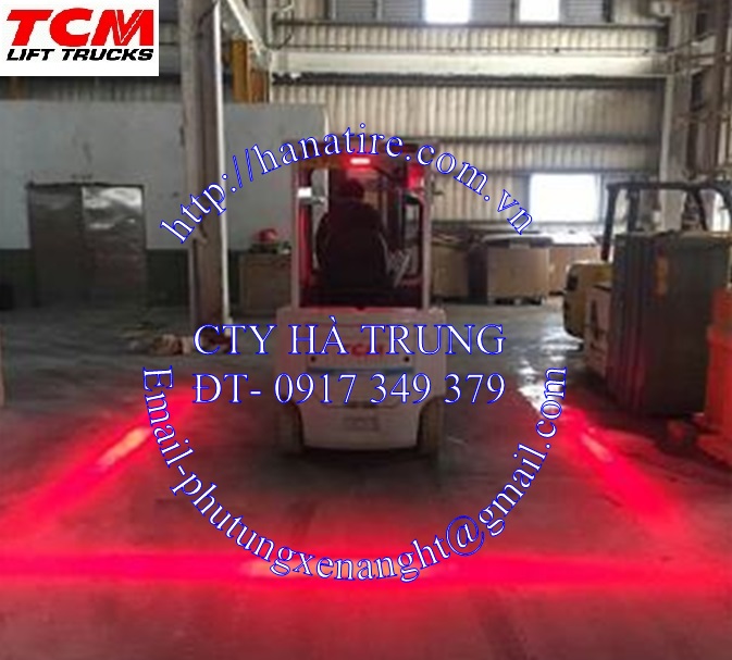 Đèn chiếu kẻ vạch vùng an toàn xe nâng TCM-CTY HÀ TRUNG