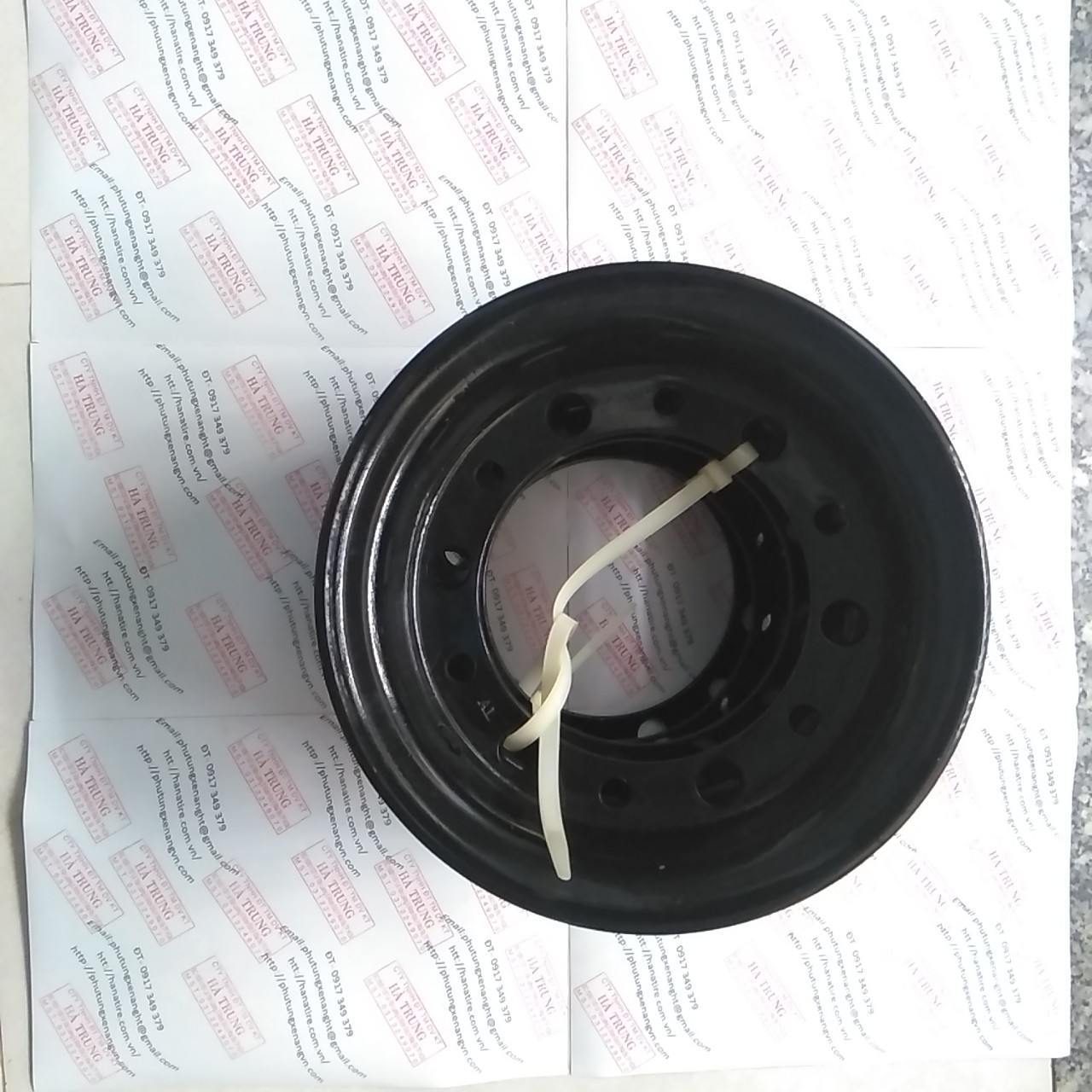 Mam Banh Xe 400-8, Xe Nang Mitsubishi 