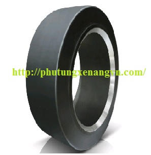 Press on tire 18x6x12-1/8