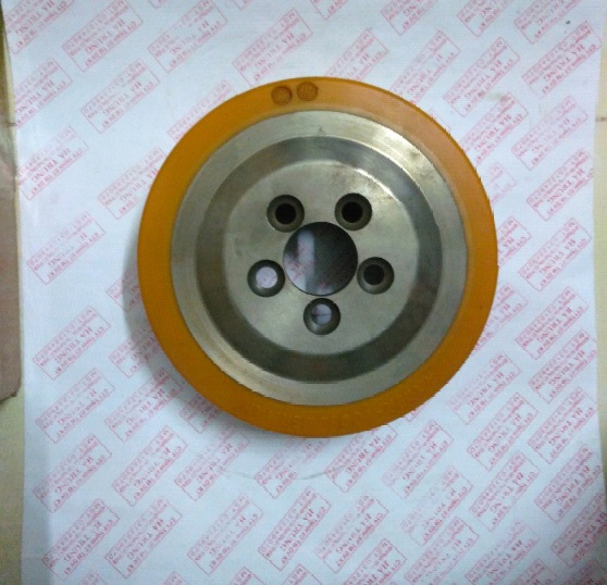 Bánh Xe Nâng, UniCarriers PLL180, bánh lái PU, bánh tải PU, bánh cân bằng PU