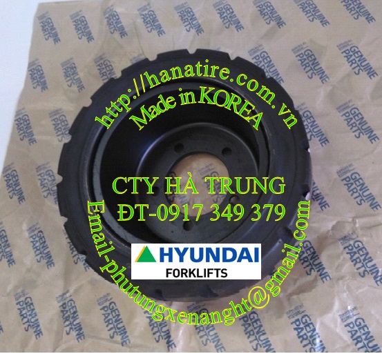 Hyundai 13BR-9, vo xe nang Hyundai